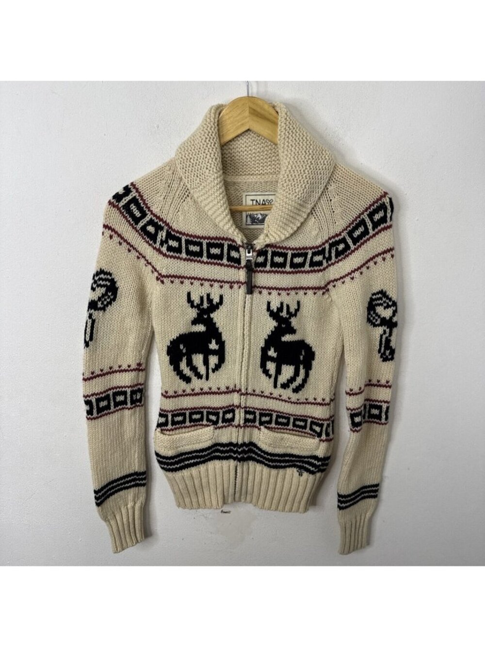 TNA Woman XS Elk Deer Western Cowichan Cardigan Knit Sweater Aztec Aritzia